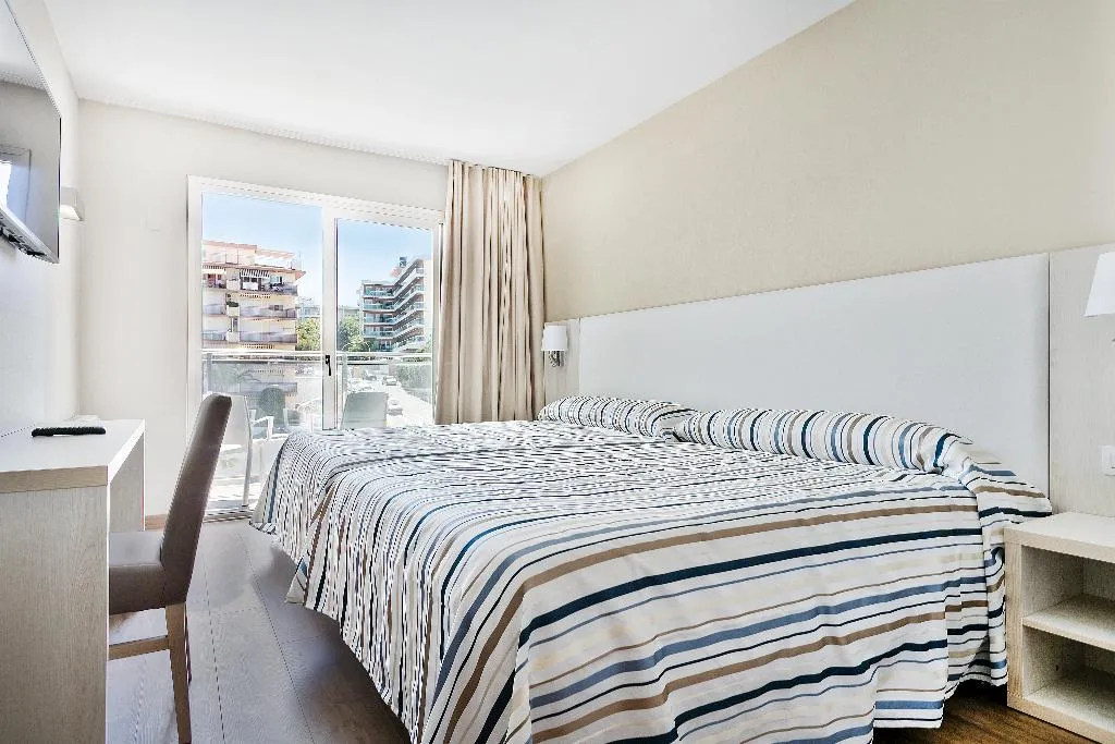 Double or Twin CAPACITY 4 Room, Best San Diego, Costa Dorada