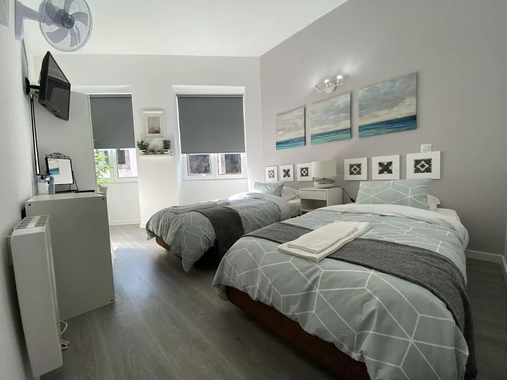 Room, Residencial Triunfo, Porto