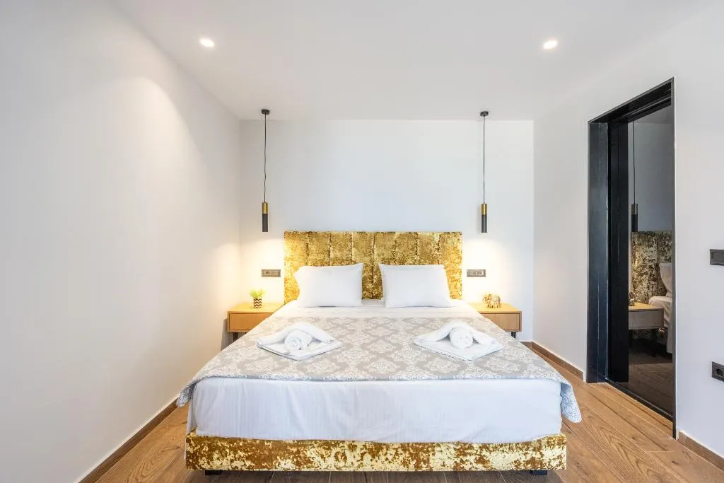 SUITE DELUXE SEA VIEW WITH BALCONY Room, Nobile Hotel, Corfu