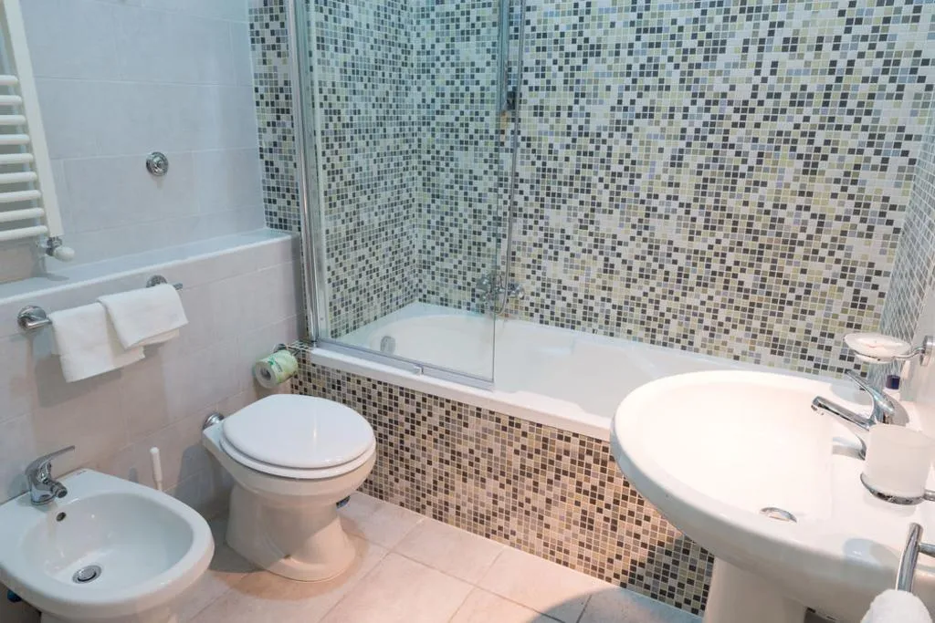 TRIPLE STANDARD Room, Napoli Suite, Naples