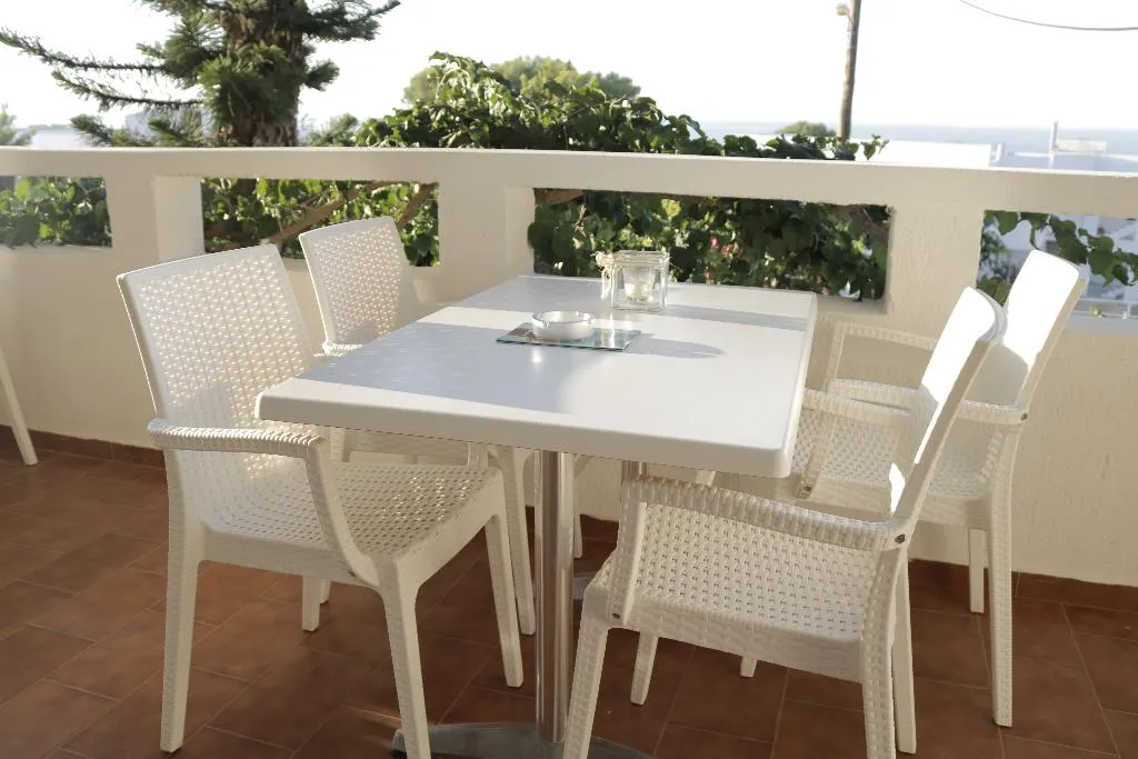 Terrace, Dimitra, Crete