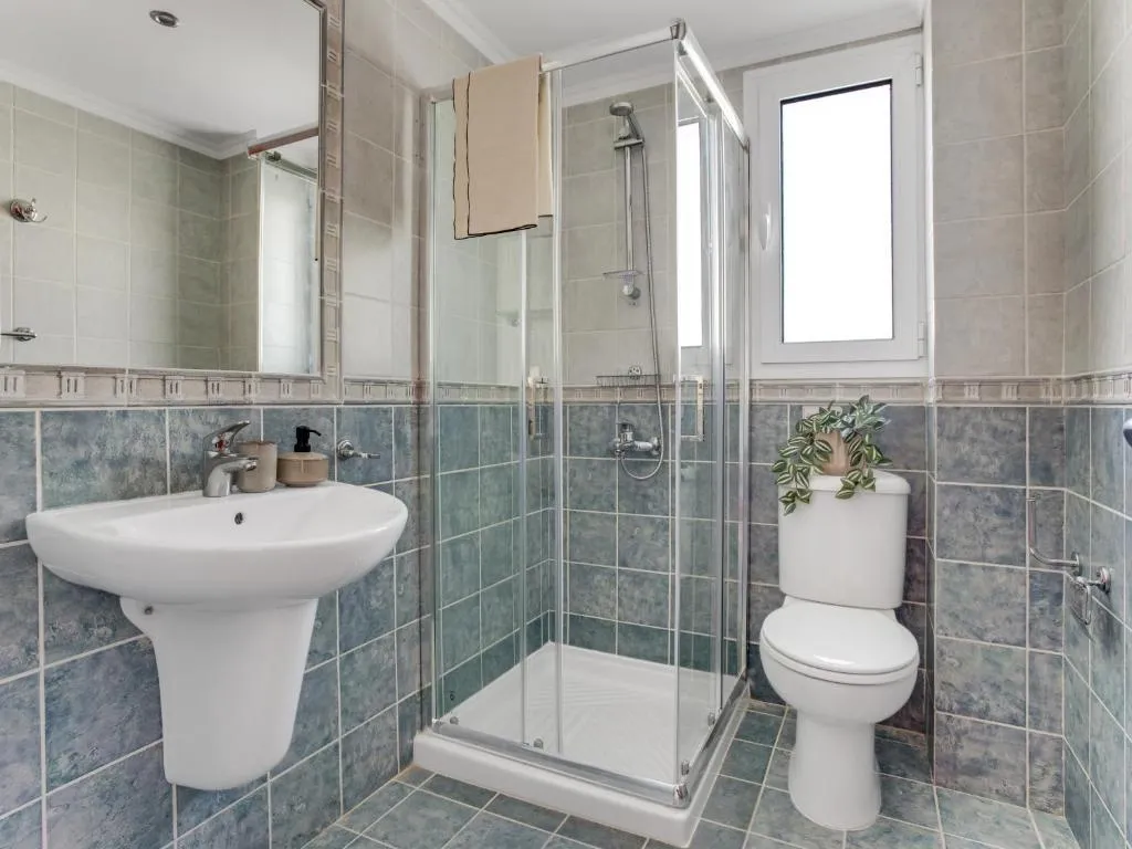 APARTMENT ONE BEDROOM Room, Sanders Seaview, Cyprus