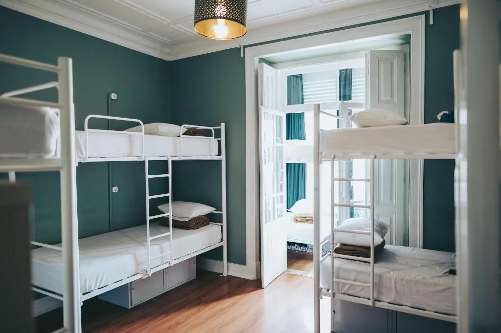 Room, Urban Garden Hostel, Lisbon