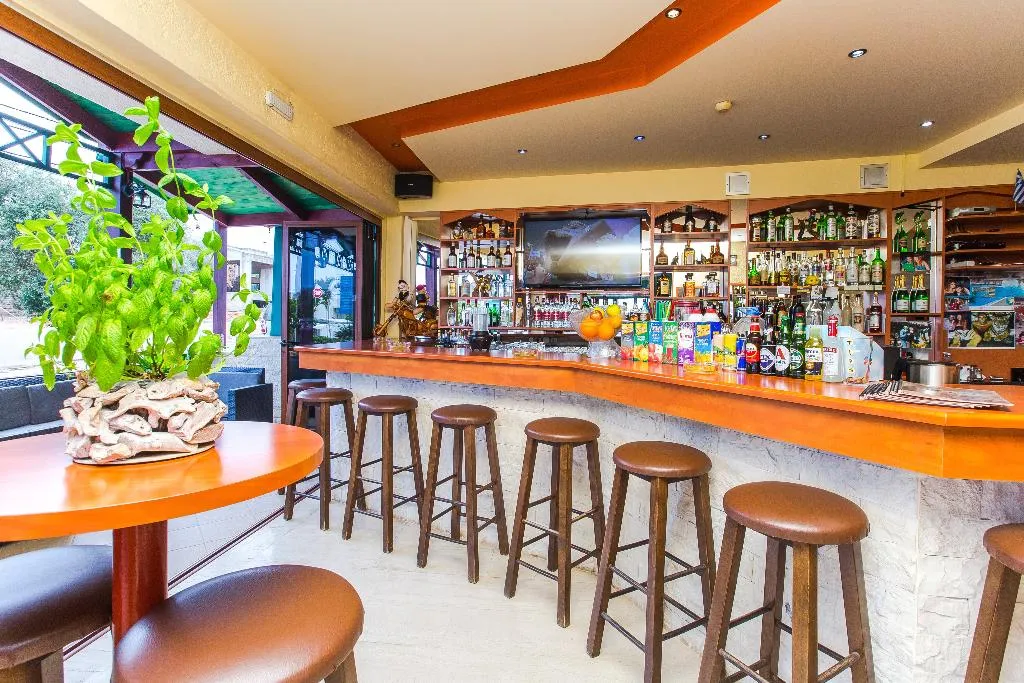 Bar, Litsa Studios, Crete