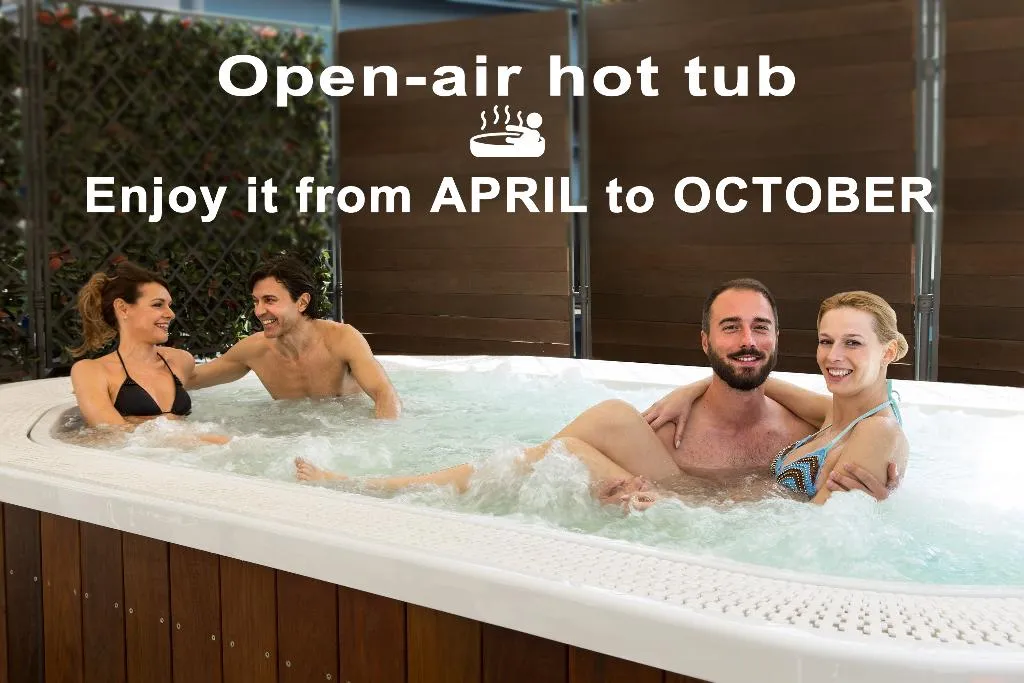 Pool, iQ Hotel Roma, Rome