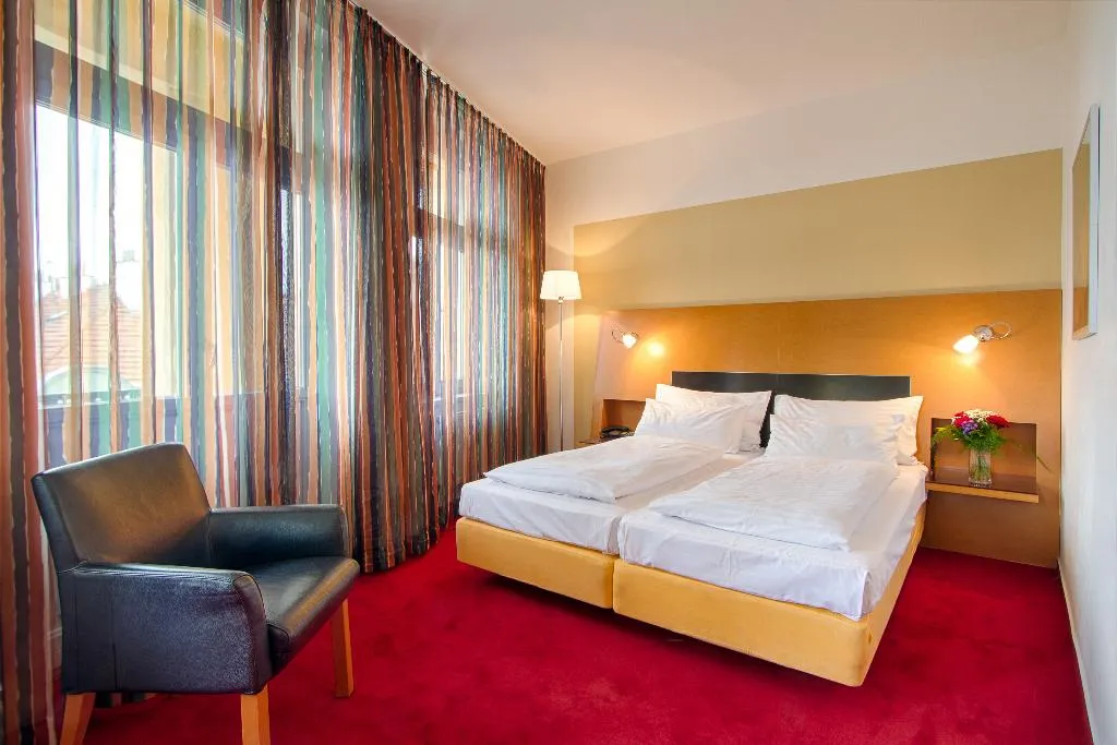Double or Twin DELUXE Room, Theatrino Hotel, Prague