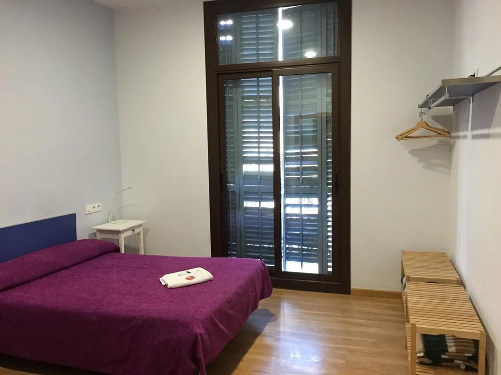 General view, Hostal Delfos, Barcelona