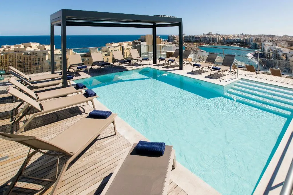 Pool, Mercure St. Julian's Malta, Malta