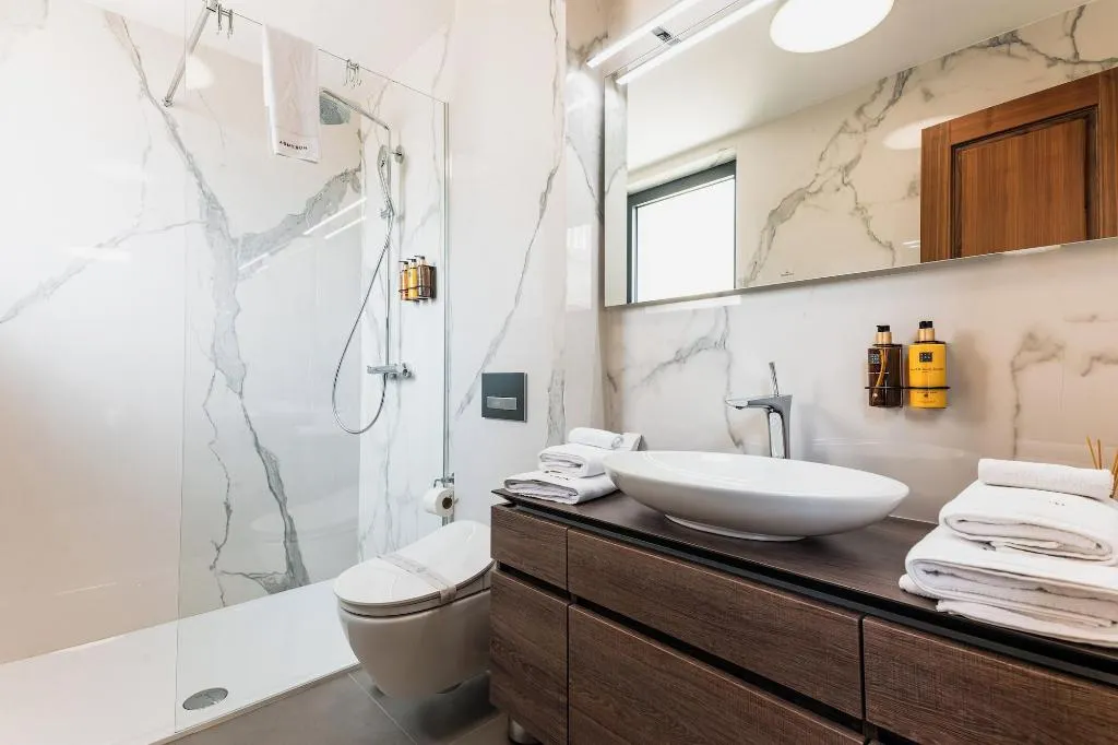 Room, Armerun Heritage Hotel & Residences, Split