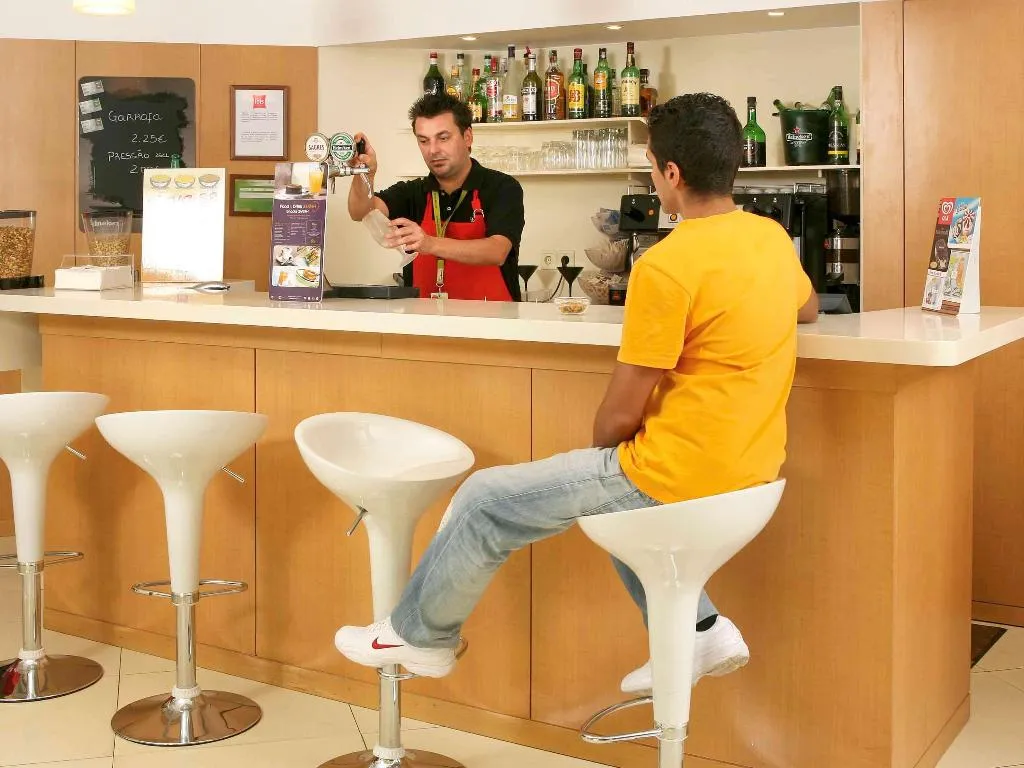 Bar, Ibis Setubal, Lisbon
