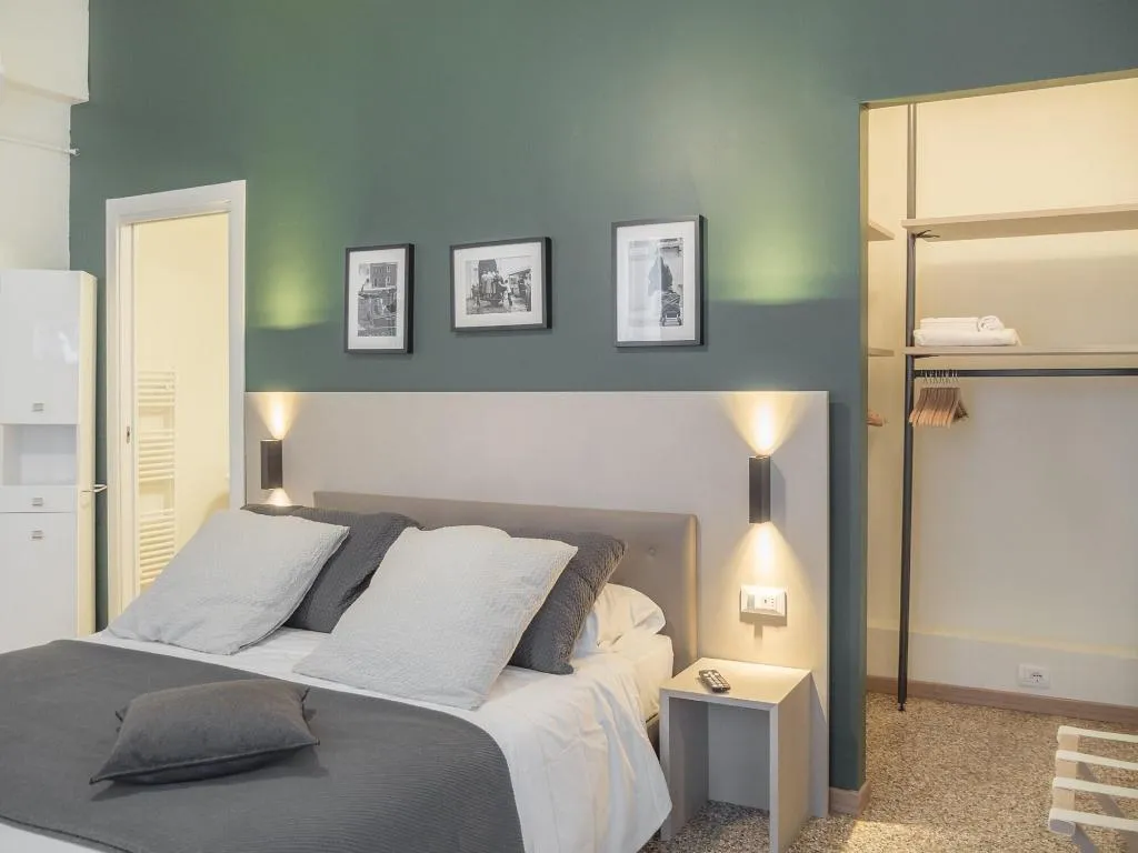 Room, Grand Canal Suites, Venice