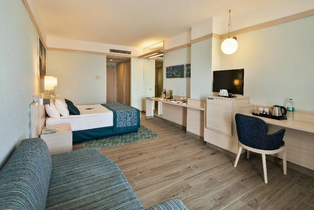 DOUBLE LAND VIEW Room, La Blanche Resort & Spa, Bodrum