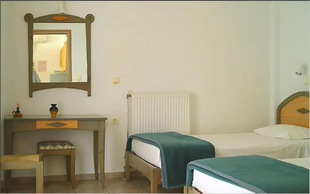 Room, Phoenix Apartments, Crete