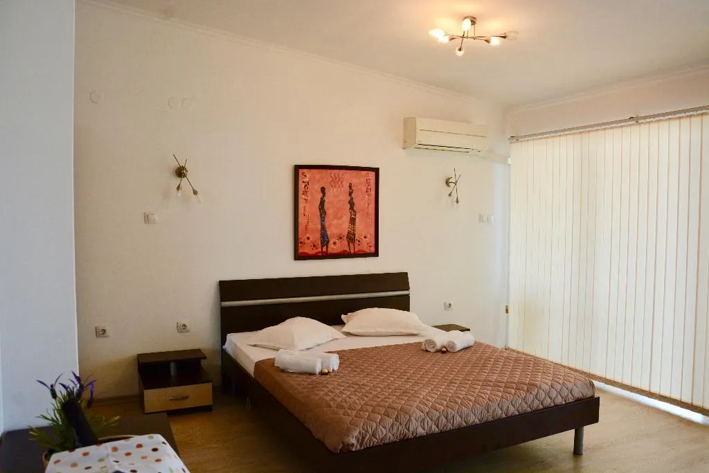 STUDIO STANDARD Room, Rainbow 1 Holiday Complex, Bourgas
