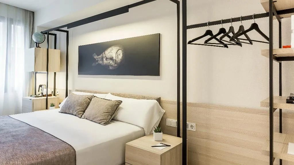 DOUBLE STANDARD Room, Denit Barcelona, Barcelona