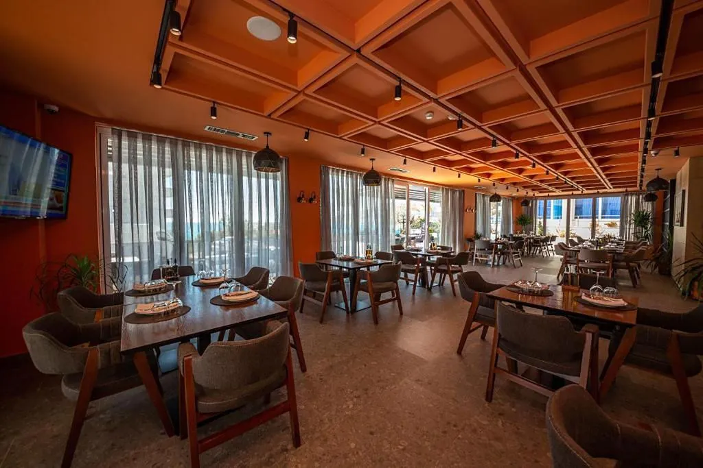 Restaurant, Azure Inn Hotel, Southern Albania