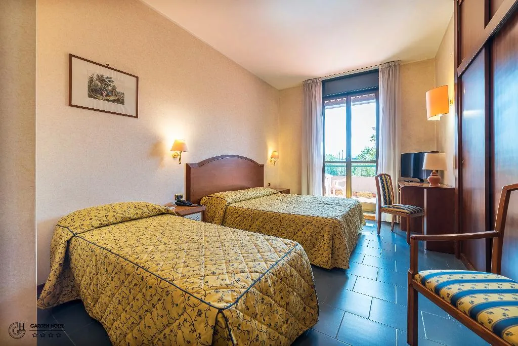 TRIPLE CLASSIC Room, Garden Hotel, Umbria