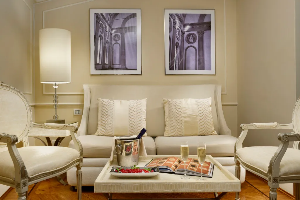 SUITE WITH BALCONY Room, Brunelleschi Hotel, Florence