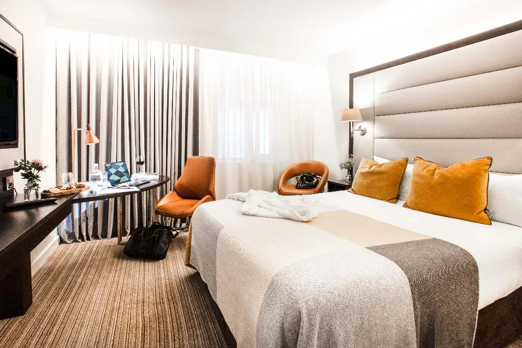 DOUBLE STANDARD Room, The Address Connolly Hotel, Dublin