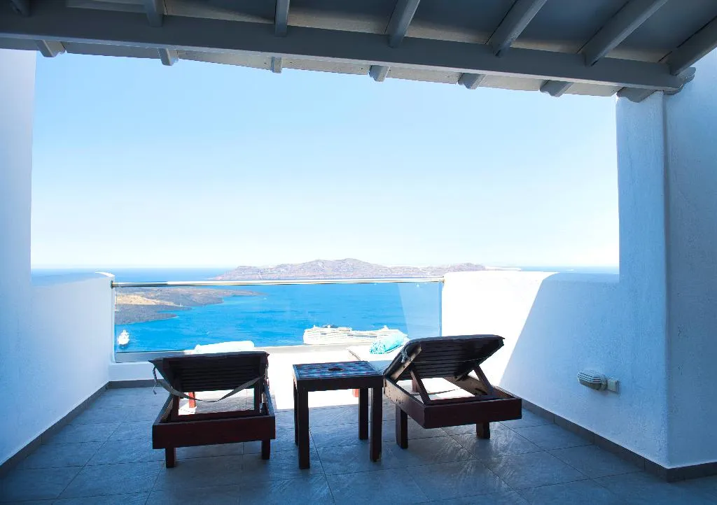 Double or Twin EXECUTIVE Room, The Last Sunbeam, Santorini