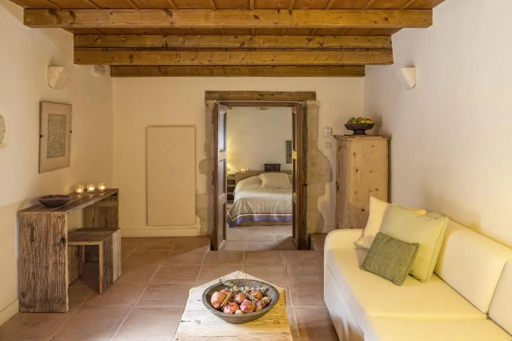 Room, Kapsaliana Village Hotel, Crete