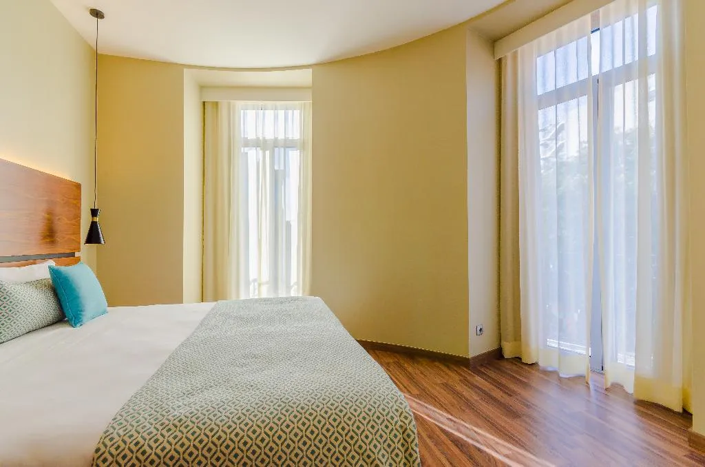 DOUBLE STANDARD Room, Vincci Liberdade, Lisbon