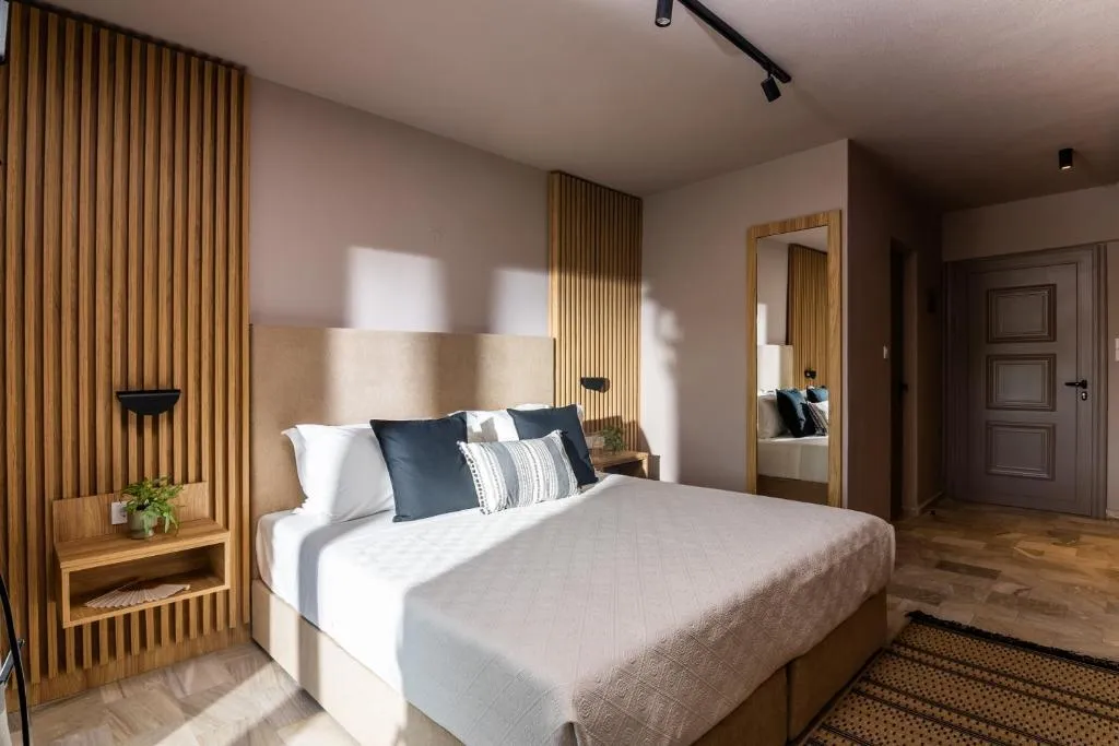 DOUBLE EXECUTIVE ONE BEDROOM Room, Petra Nera, Skiathos