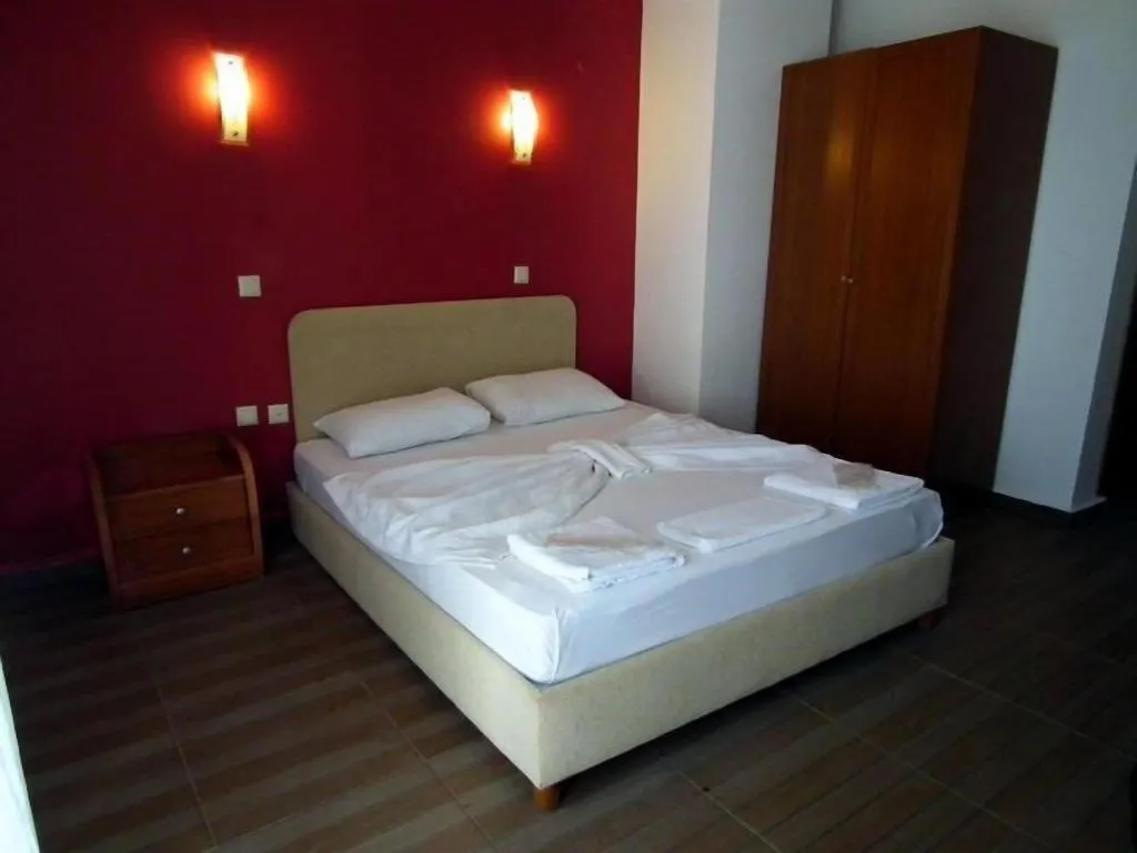 Room TWO BEDS Room, Lambada Otel Altinoluk, Izmir