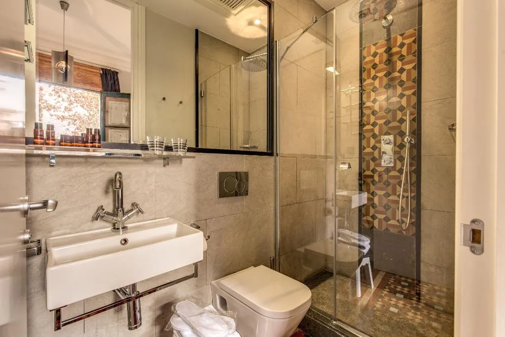 DOUBLE WITH BALCONY Room, We Boutique Hotel, Barcelona