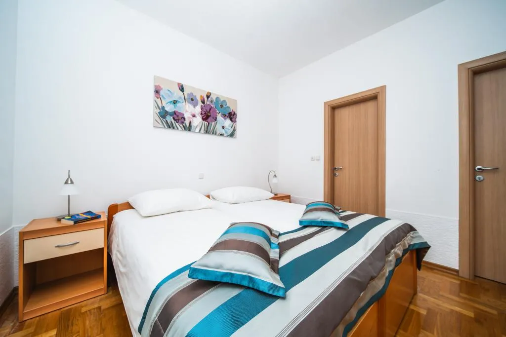 APARTMENT CAPACITY 6 Room, Pervanovo Apartments, Dubrovnik