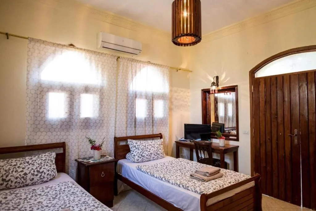 Room, Nile Compound Hotel, Luxor