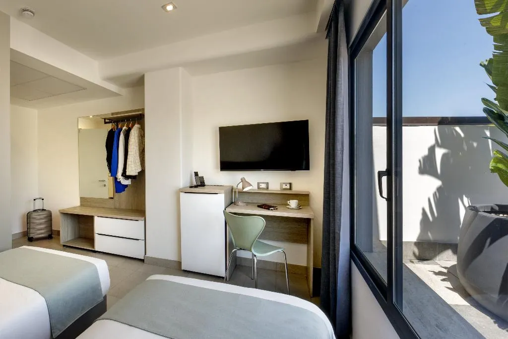 Room, Simon Hotel Aprilia, Rome