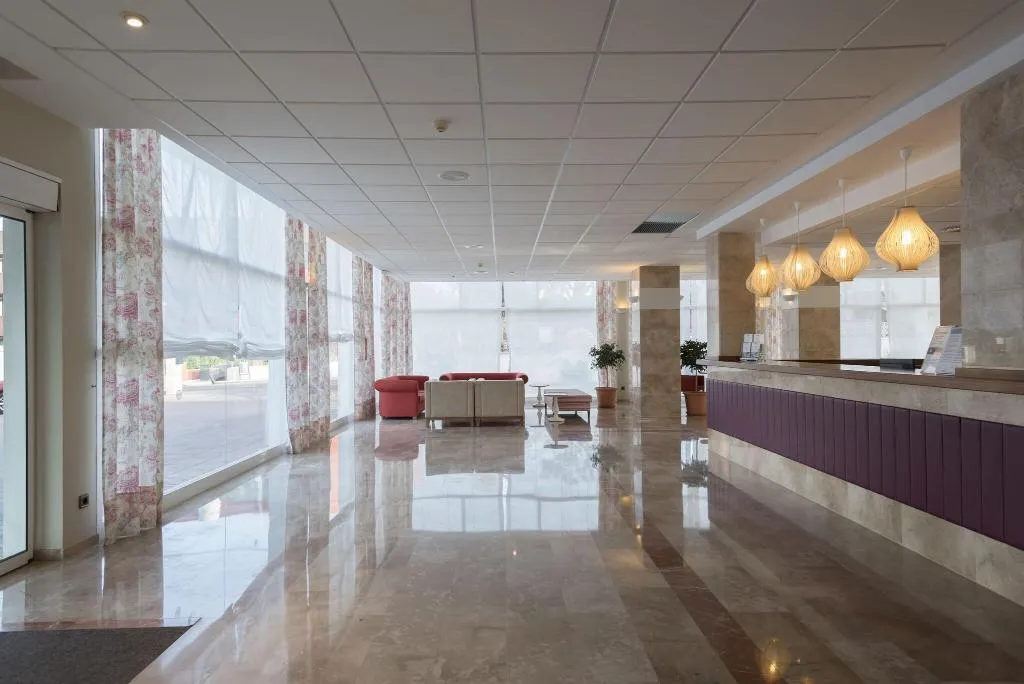 Lobby, Agamenon, Menorca