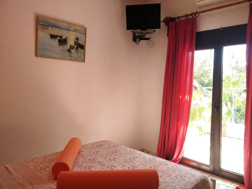 APARTMENT STANDARD Room, Maria SS, Skiathos