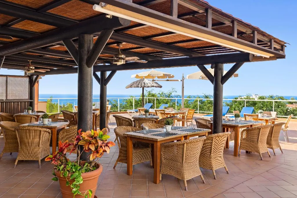 Bar, Wyndham Residences Tenerife Costa Adeje, Tenerife