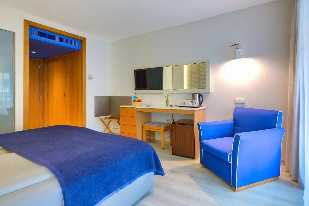 Double or Twin SUPERIOR SEA VIEW Room, The Views Monumental, Madeira