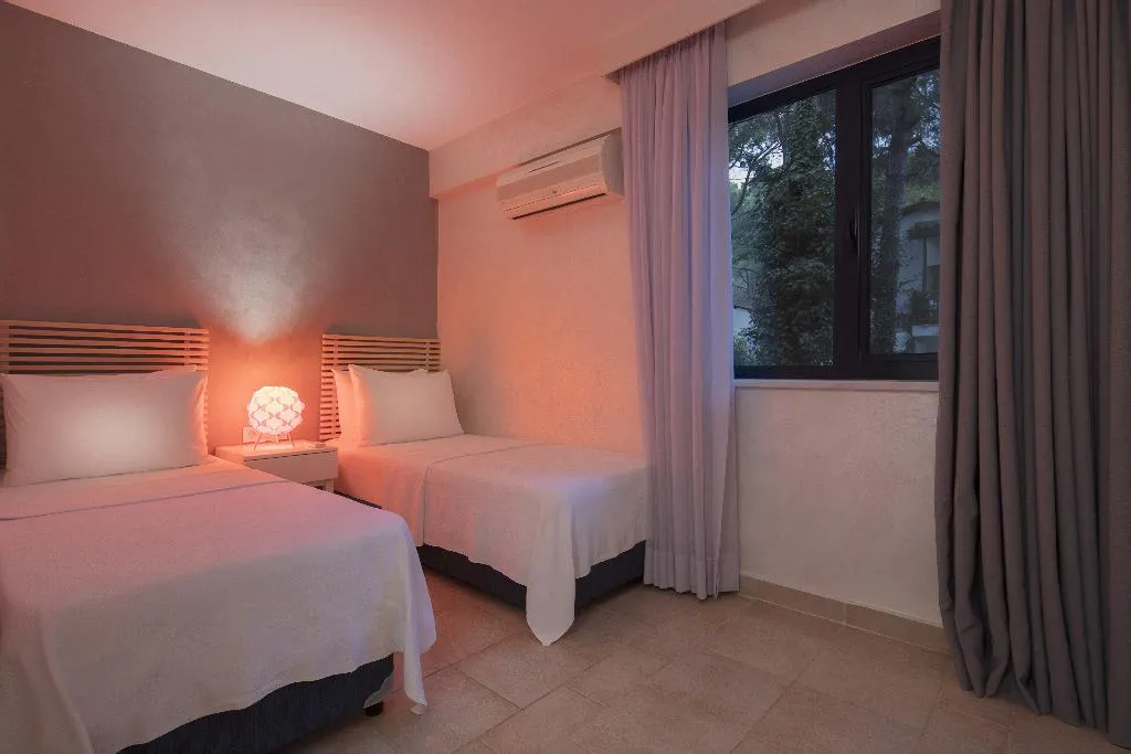 QUADRUPLE CLASSIC Room, Baia Salima Kemer, Antalya