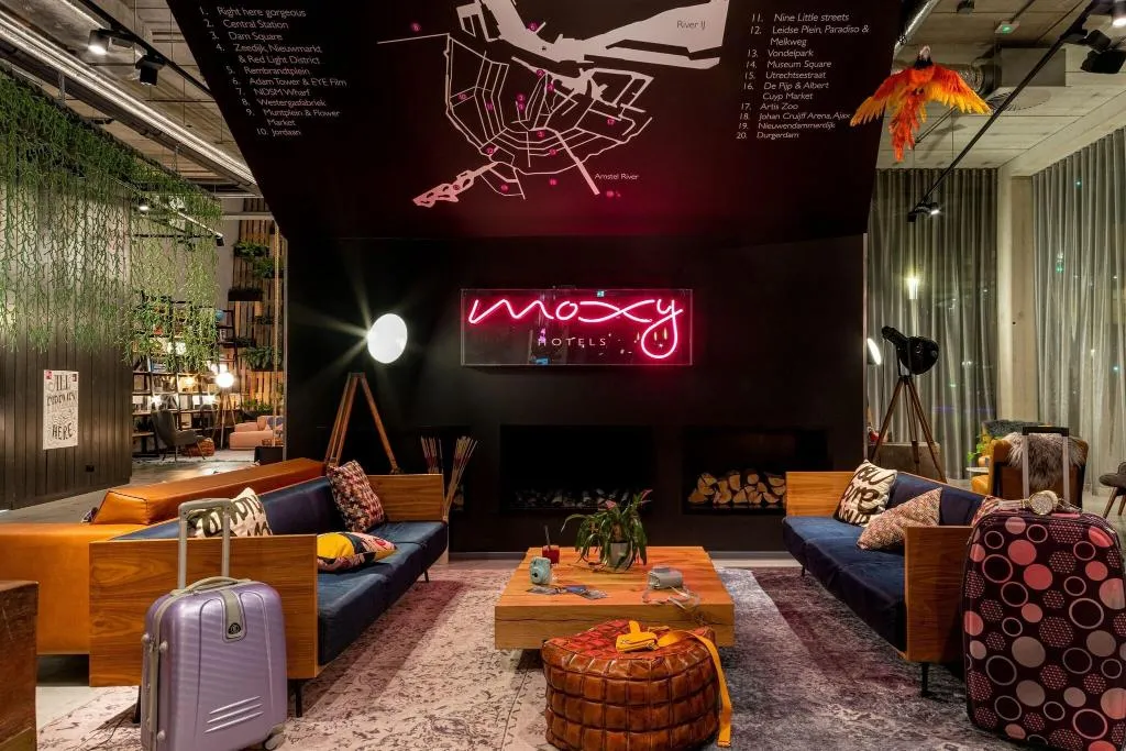 Lobby, Moxy Amsterdam Houthavens, Amsterdam