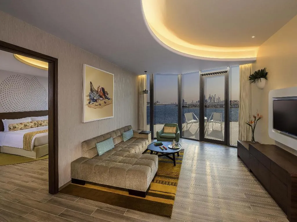 SUITE EXECUTIVE KING BED Room, The Retreat Palm Dubai MGallery by Sofitel, Dubai
