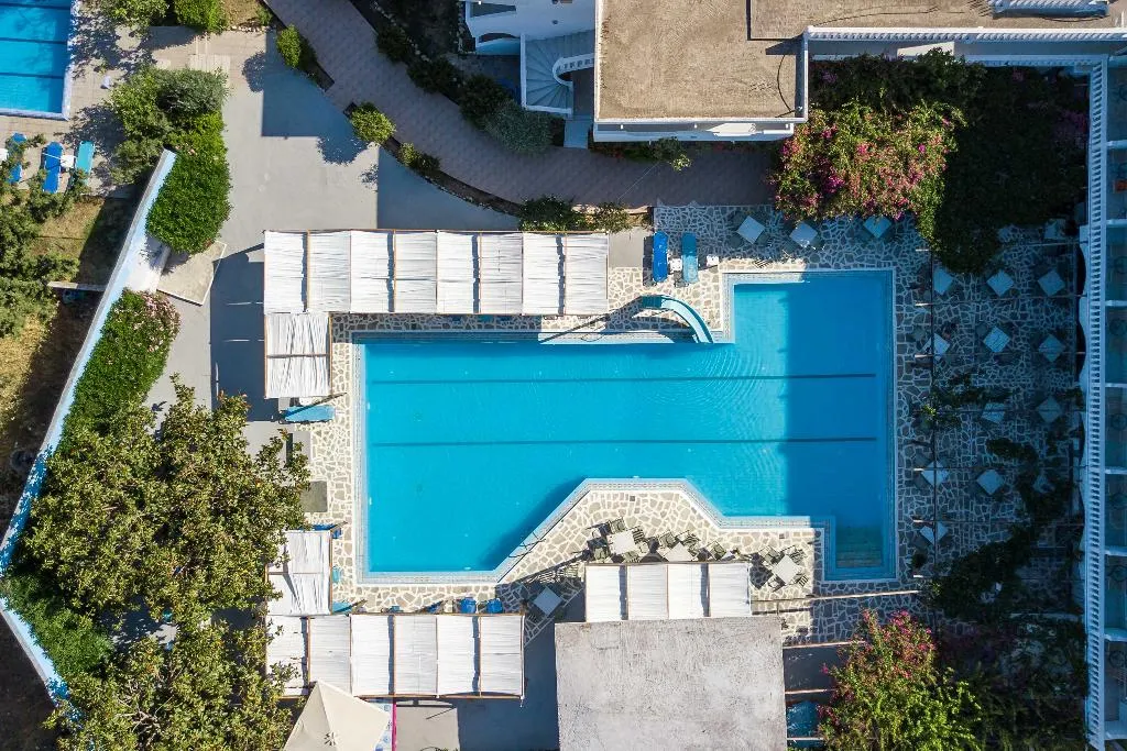 Pool, Belvita, Rhodes