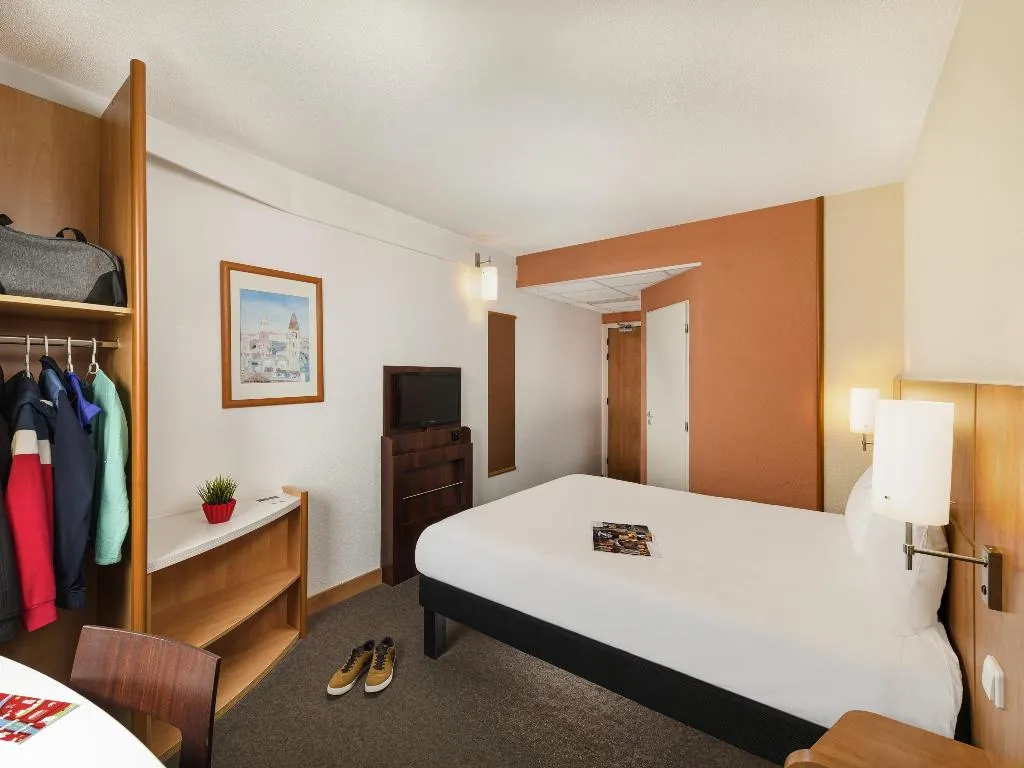 DOUBLE STANDARD Room, Ibis Praha Mala Strana, Prague
