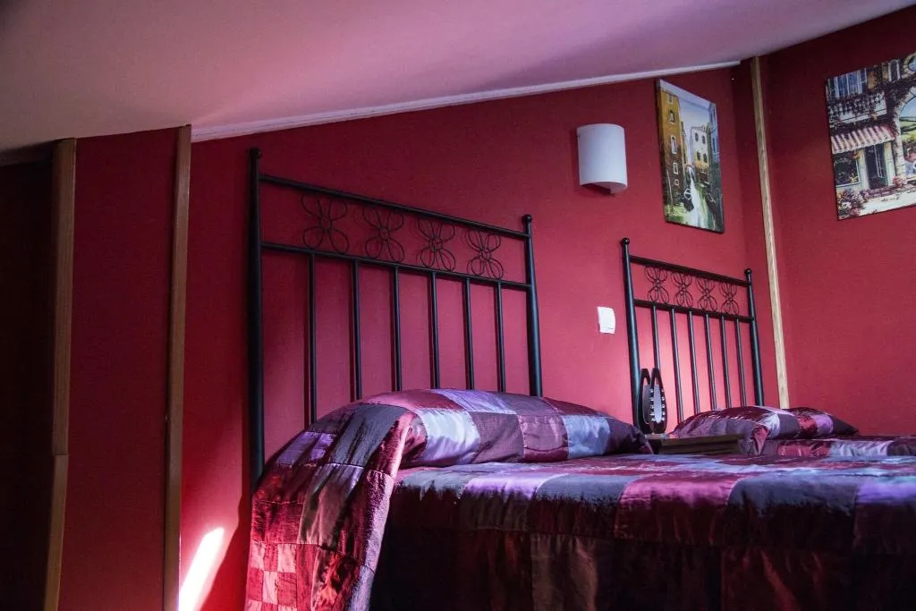 Room, Apartahotel Collarubio, Madrid