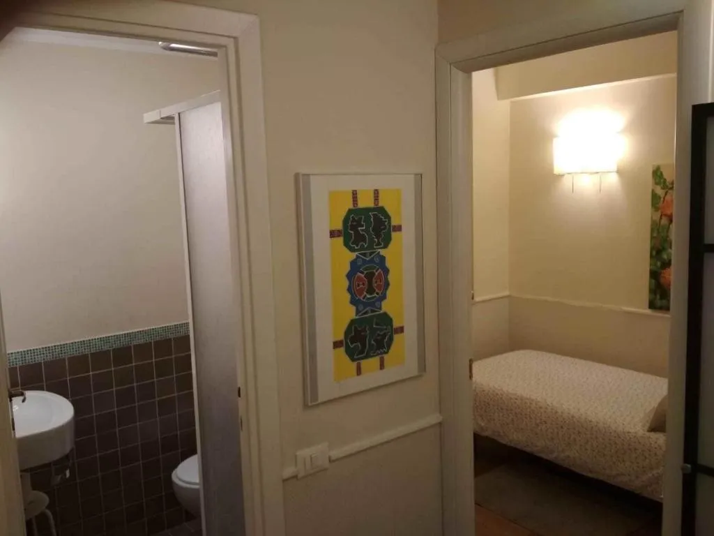 Room, Colfelice Rooms, Naples