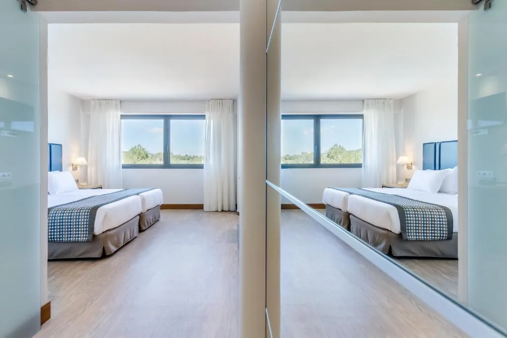 Double or Twin STANDARD Room, Exe Campus, Barcelona