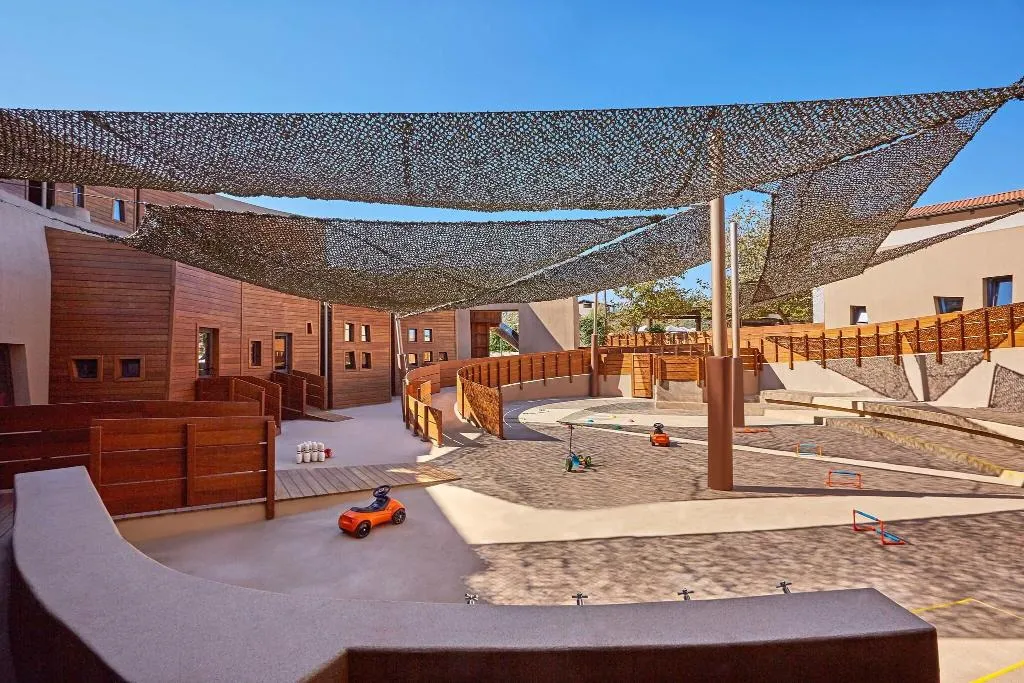 Sports and Entertainment, The Romanos, A Luxury Collection Resort, Kalamata