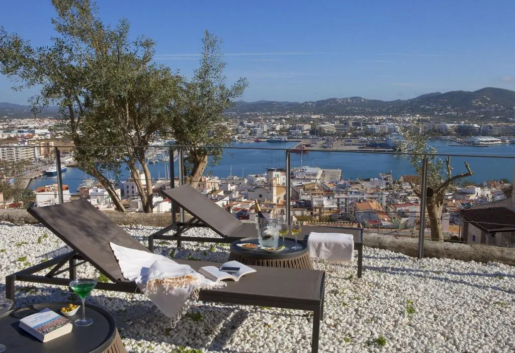 Terrace, Hotel Boutique La Torre del Canónigo, Ibiza