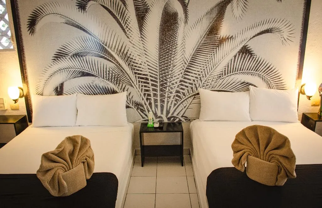 QUADRUPLE STANDARD Room, Maya Del Mar, Playa Del Carmen