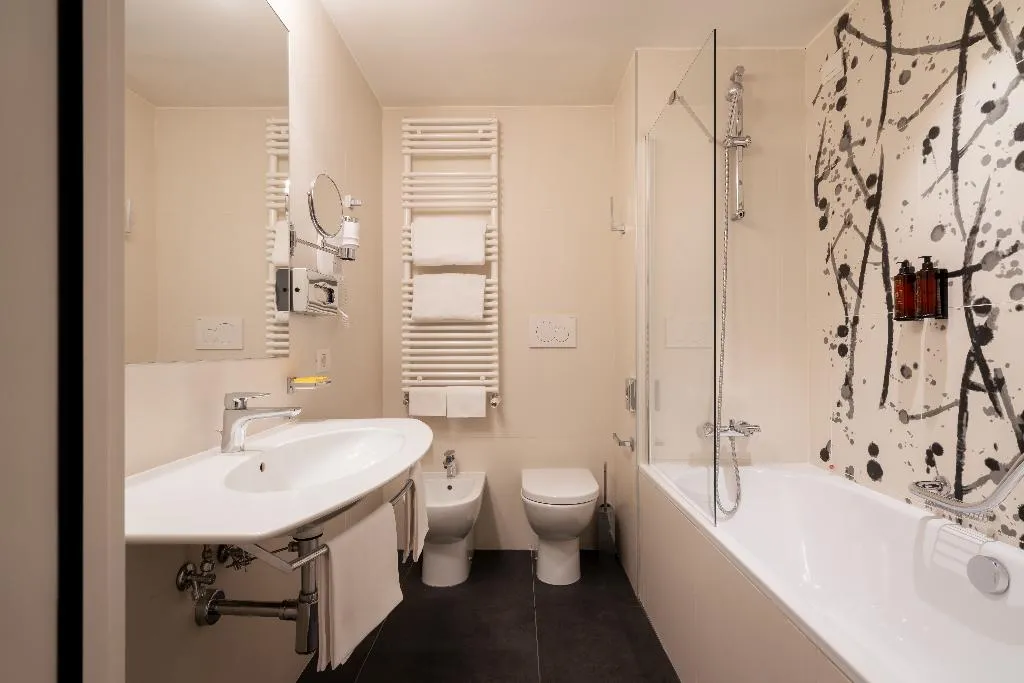 Room, American Palace Eur, Rome