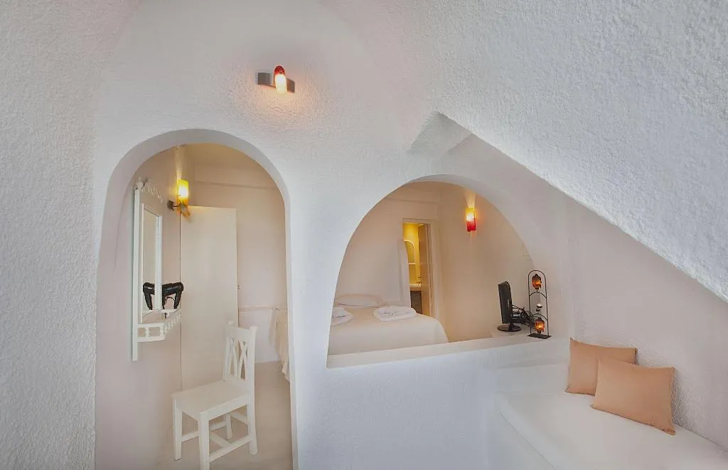 Room, Abyssanto Suites & Spa, Santorini