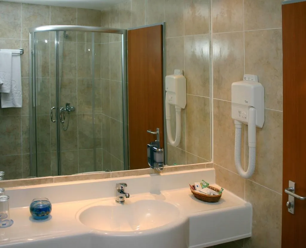 JUNIOR SUITE STANDARD Room, Hotel Marina Palace Affiliated by Melia, Bourgas